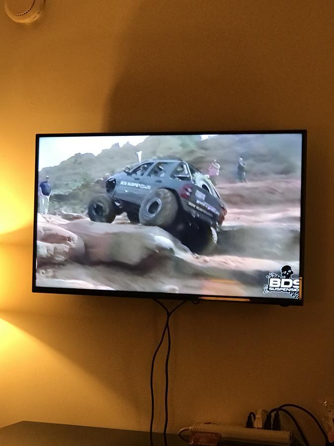מונטיצ'לו Canyonlands Motor Inn מראה חיצוני תמונה