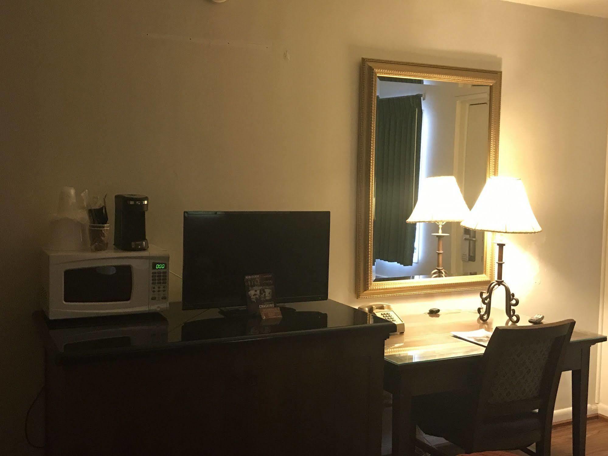 מונטיצ'לו Canyonlands Motor Inn מראה חיצוני תמונה